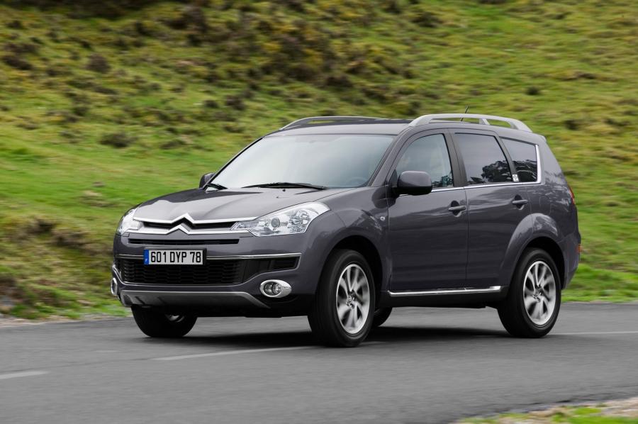  Citroen C-Crosser 2008 года  (фото 17 из 144)